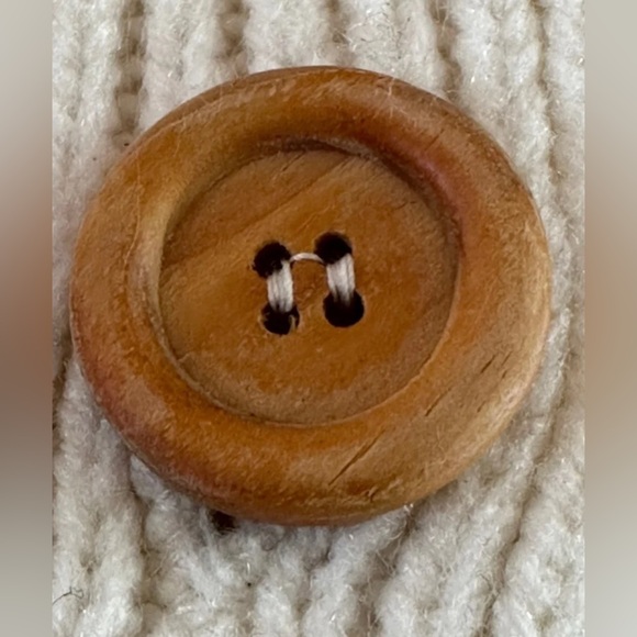 Changing Scene Cream Cable Knit Vintage Button Front Sweater size Small - Picture 10 of 10